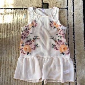 EUC Sleeveless Top Size Small